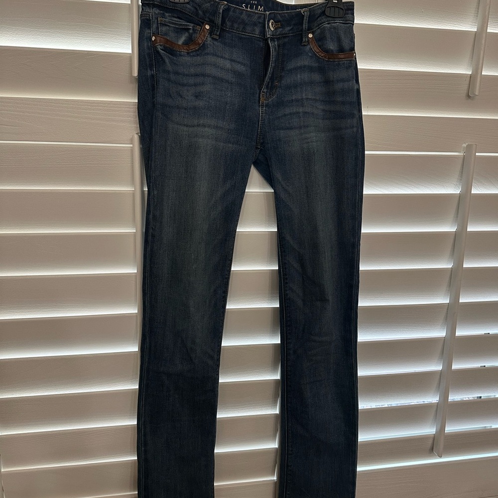 Elegant Navy Skinny Jeans